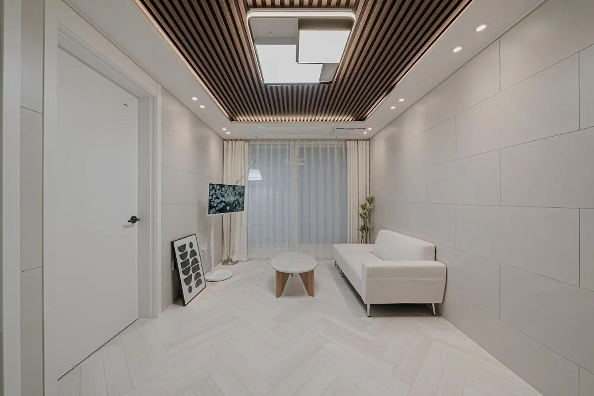203 Bangbae Gangnam Furnished Premium Villa Seul