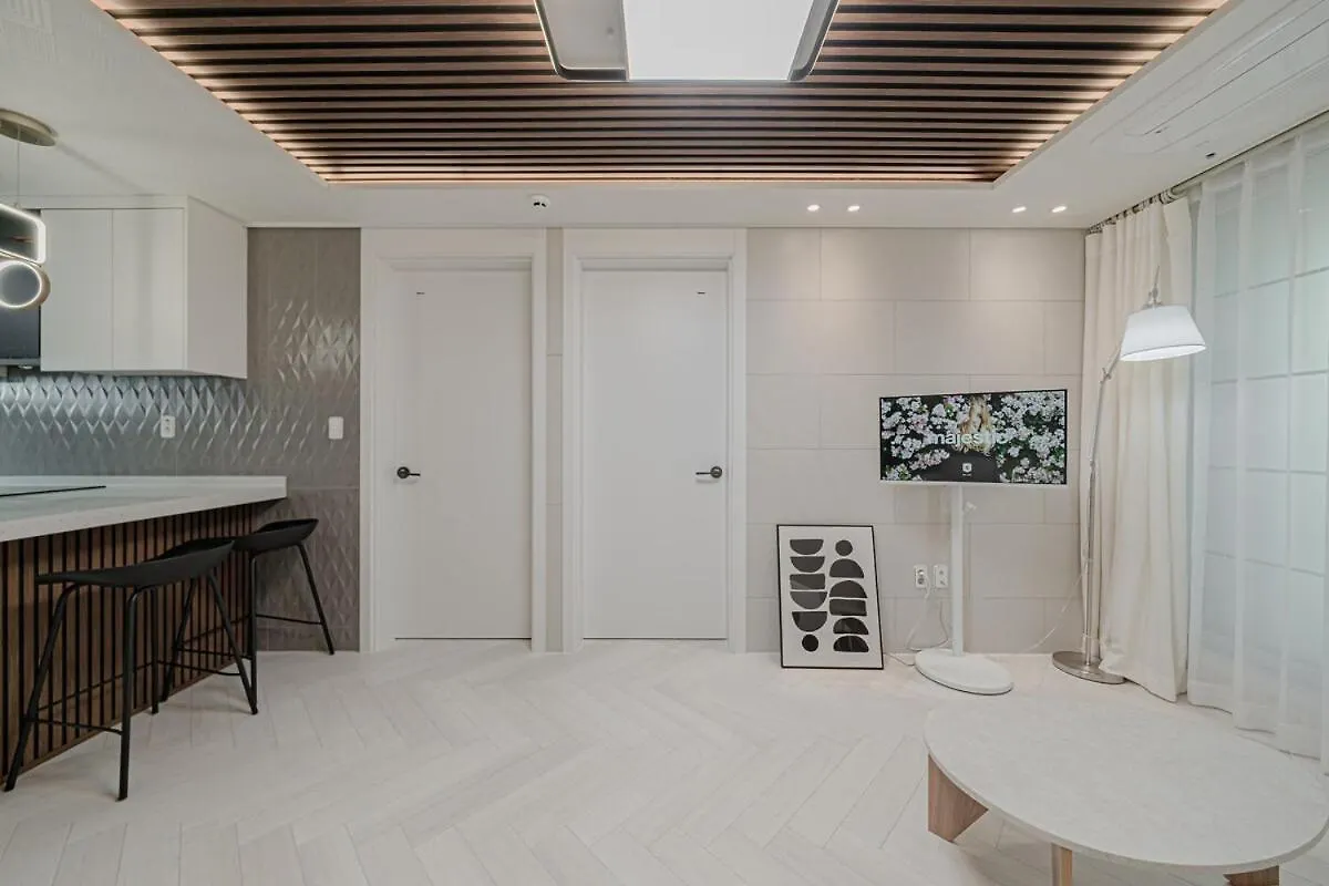 203 Bangbae Gangnam Furnished Premium Villa Seul