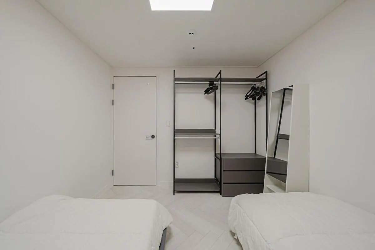 203 Bangbae Gangnam Furnished Premium Villa Seul
